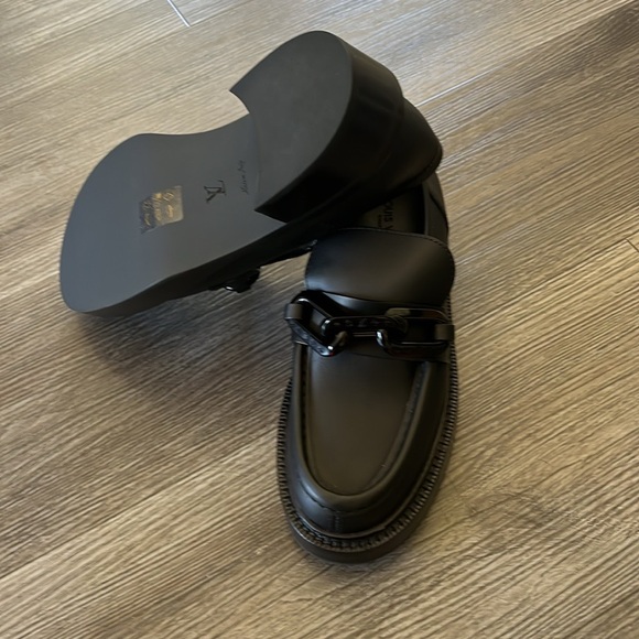 Louis Vuitton uniforms women’s shoes never worn made in Italy black 38 - Picture 6 of 7